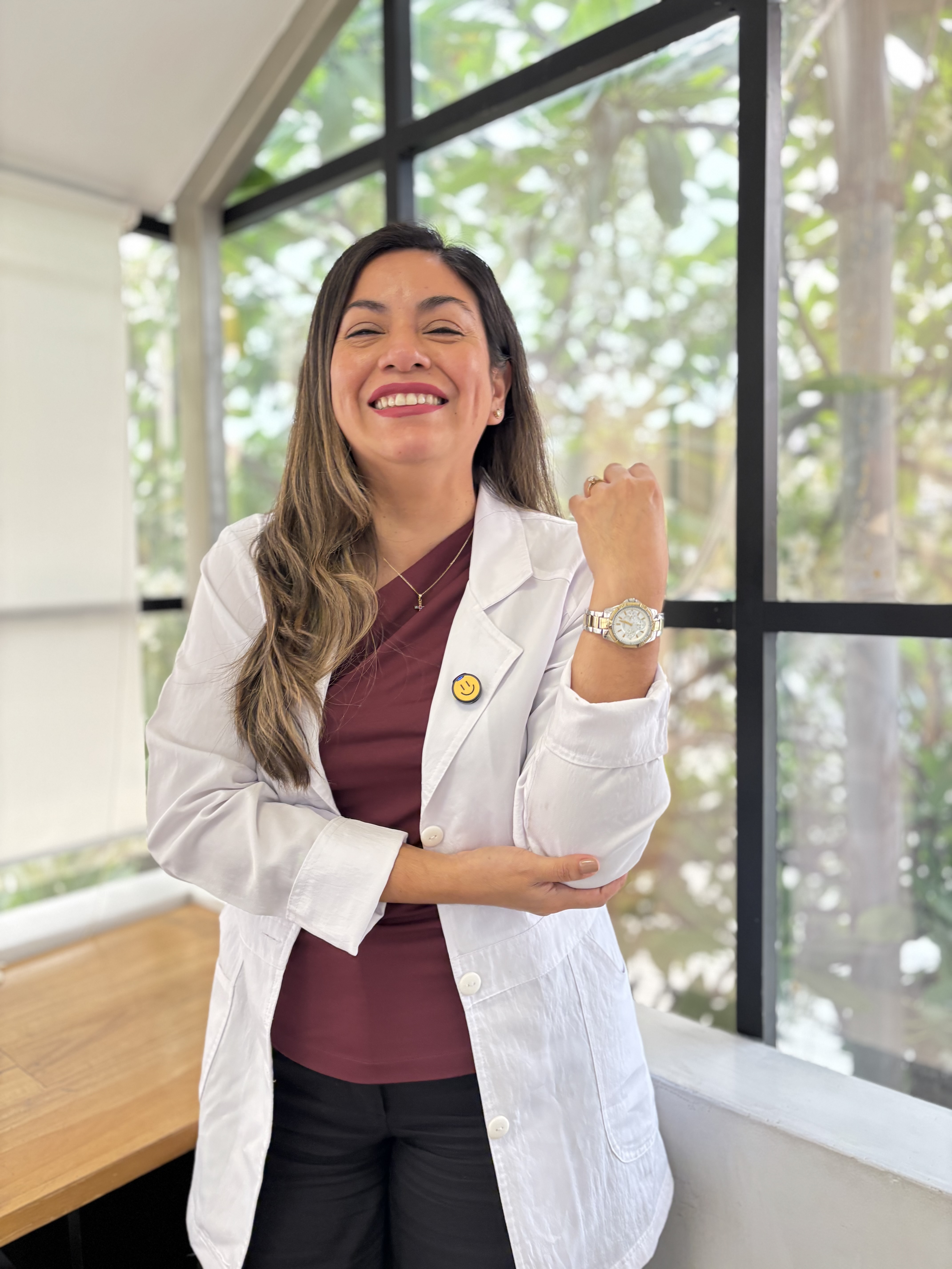 Dra. Ericka Parra Gavilanes — Especialista en cuidados paliativos y manejo del dolor